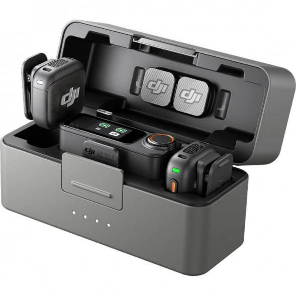 Беспроводной микрофон DJI Mic 3 (2 TX + 1 RX + Charging Case) в Кургане