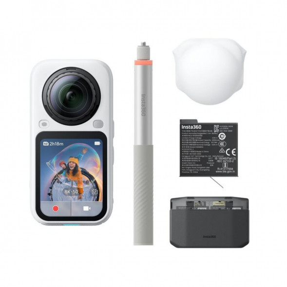 Экшн-камера Insta360 X6 Essentials Bundle, White в Кургане